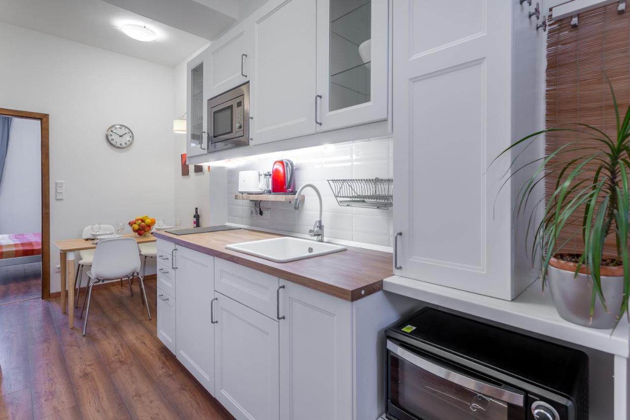 Central Avenue Apartment Budapest Kültér fotó