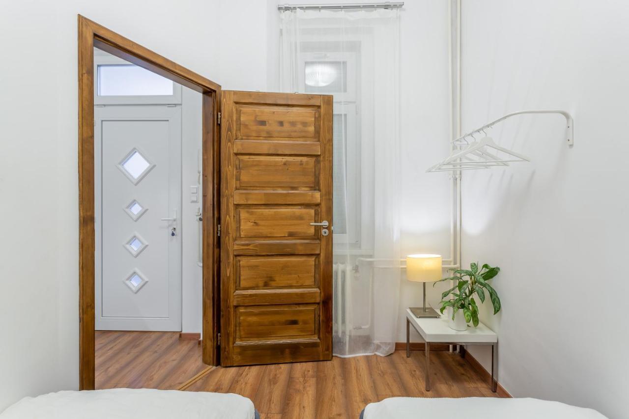 Central Avenue Apartment Budapest Kültér fotó