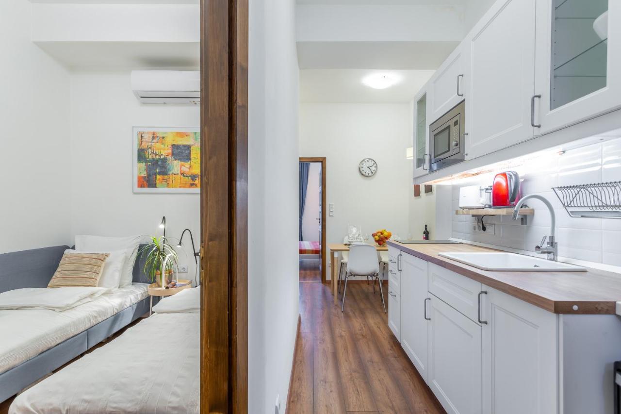 Central Avenue Apartment Budapest Kültér fotó