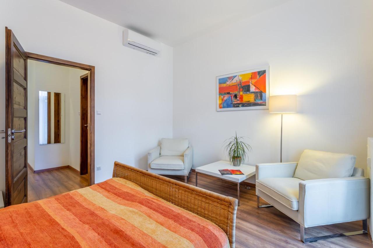 Central Avenue Apartment Budapest Kültér fotó